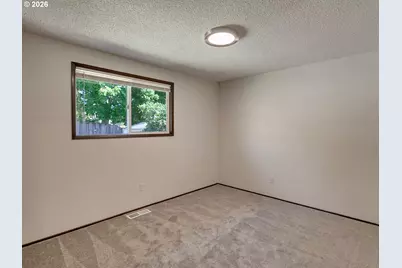 12406 SE Sequoia Ave, Milwaukie, OR 97222 - Photo 31