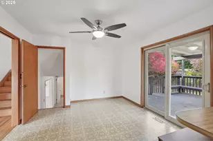 3425 SE 159th Ave, Portland, OR 97236 - Photo 7