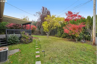 3425 SE 159th Ave, Portland, OR 97236 - Photo 21