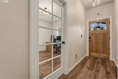 14724 Sassafras Way, Oregon City, OR 97045 - Photo 5