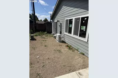 550 19th St, Springfield, OR 97477 - Photo 9