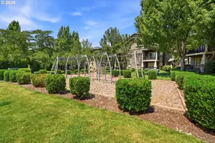 627 NE Garswood Ln, Hillsboro, OR 97006 - Photo 13