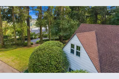 245 SW Birdshill Rd, Portland, OR 97219 - Photo 21