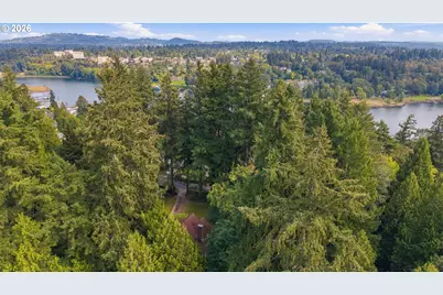 245 SW Birdshill Rd, Portland, OR 97219 - Photo 23
