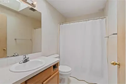 9339 SE Madison St, Portland, OR 97216 - Photo 9