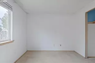 9339 SE Madison St, Portland, OR 97216 - Photo 35