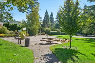 1432 Greentree Cir, Lake Oswego, OR 97034 - Photo 41