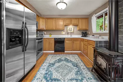 4941 SW Comus St, Portland, OR 97219 - Photo 13