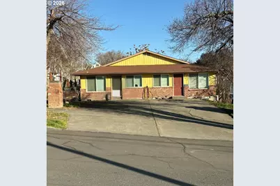 412 NW 8th St, Pendleton, OR 97801 - Photo 1
