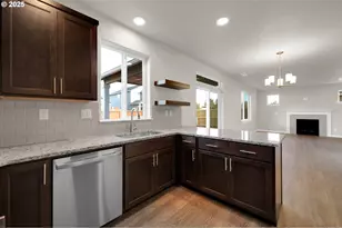 5679 Magnificence Wy, Eugene, OR 97402 - Photo 25