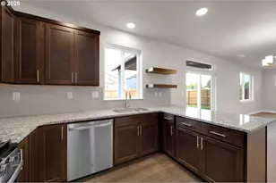 5679 Magnificence Wy, Eugene, OR 97402 - Photo 23