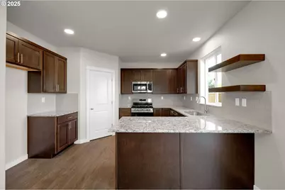 5679 Magnificence Way, Eugene, OR 97402 - Photo 17