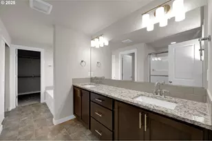 5679 Magnificence Wy, Eugene, OR 97402 - Photo 33