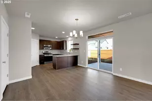 5679 Magnificence Wy, Eugene, OR 97402 - Photo 13