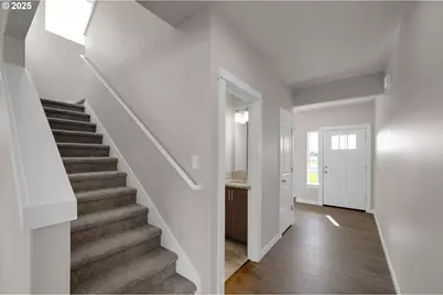 5679 Magnificence Way, Eugene, OR 97402 - Photo 7