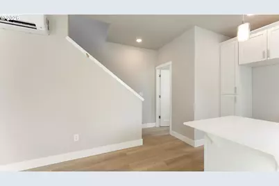 9410 N St. Louis Ave, Portland, OR 97203 - Photo 11