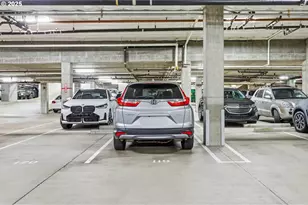 922 NW 11th Ave, Portland, OR 97209 - Photo 33