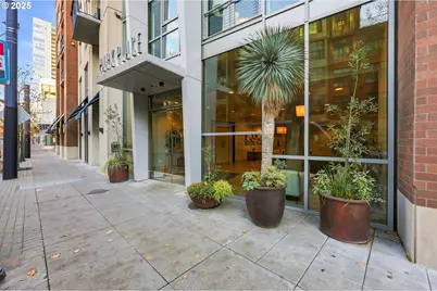 922 NW 11th Ave #305, Portland, OR 97209 - Photo 23