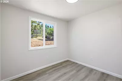 33719 Row River Rd, Cottage Grove, OR 97424 - Photo 21