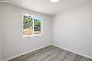 33719 Row River Rd, Cottage Grove, OR 97424 - Photo 21