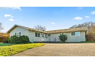 2248 La Canada Dr, Roseburg, OR 97470 - Photo 1