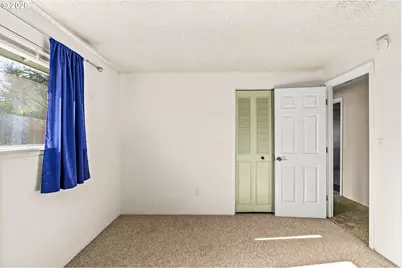 2248 La Canada Dr, Roseburg, OR 97471 - Photo 11