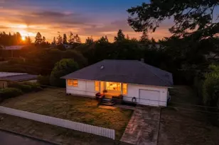 1751 Milligan Ave, Coos Bay, OR 97420 - Photo 1