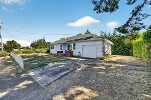 1751 Milligan Ave, Coos Bay, OR 97420 - Photo 41