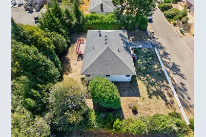 1751 Milligan Ave, Coos Bay, OR 97420 - Photo 47