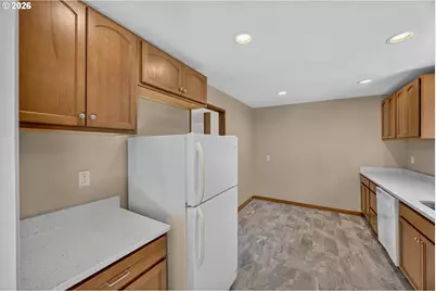 1751 Milligan Ave, Coos Bay, OR 97420 - Photo 11