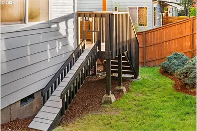 913 W Y St, Washougal, WA 98671 - Photo 41