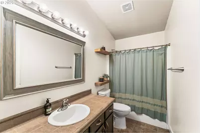 913 W Y St, Washougal, WA 98671 - Photo 37
