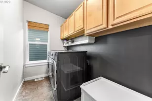 913 W Y St, Washougal, WA 98671 - Photo 23