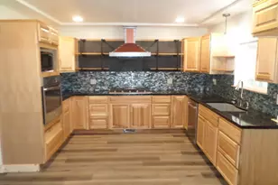 201 Litch St, Enterprise, OR 97828 - Photo 3