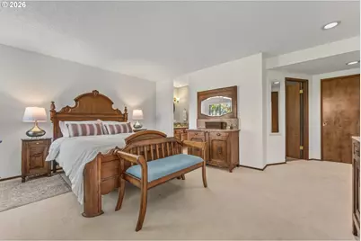 15725 SW Oakhill Ln, Portland, OR 97224 - Photo 25