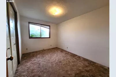 4498 Marcum Ln, Eugene, OR 97402 - Photo 9