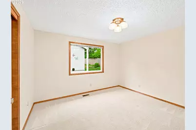 12439 SE Ashley St, Clackamas, OR 97015 - Photo 23