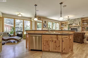 845 NE 67th Ave, Hillsboro, OR 97124 - Photo 15