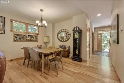 845 NE 67th Ave, Hillsboro, OR 97124 - Photo 7