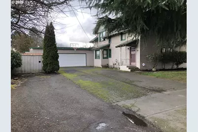 1740 Hardcastle Ave, Woodburn, OR 97071 - Photo 9