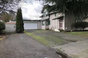 1740 Hardcastle Ave, Woodburn, OR 97071 - Photo 9