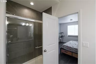 207 Rockcrest Dr, Lowell, OR 97452 - Photo 31