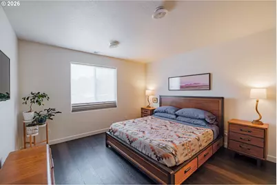 207 Rockcrest Dr, Lowell, OR 97452 - Photo 25