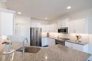 207 Rockcrest Dr, Lowell, OR 97452 - Photo 17