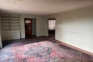 2010 E 26th Ave, Eugene, OR 97403 - Photo 5