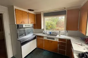 2010 E 26th Ave, Eugene, OR 97403 - Photo 7