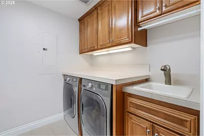 5841 SE Columbia Way #104, Vancouver, WA 98661 - Photo 39