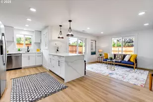 10455 SW Meadow St, Tigard, OR 97223 - Photo 9