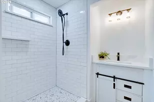 10455 SW Meadow St, Tigard, OR 97223 - Photo 25