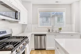 16087 NW Pristine Ln, Portland, OR 97229 - Photo 17